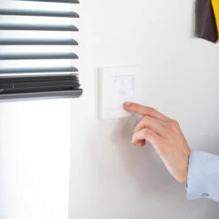 Somfy 9015022 - Cadre Blanc Laqué Pour Commande Murale Smoove - Blanc -ROYAL CANIN Soldes Magasin 59992220 3