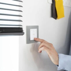 Somfy 9015025 - Cadre PVC Couleur Acier Mat Pour Commande Murale Smoove - Argent -ROYAL CANIN Soldes Magasin 60111007 3